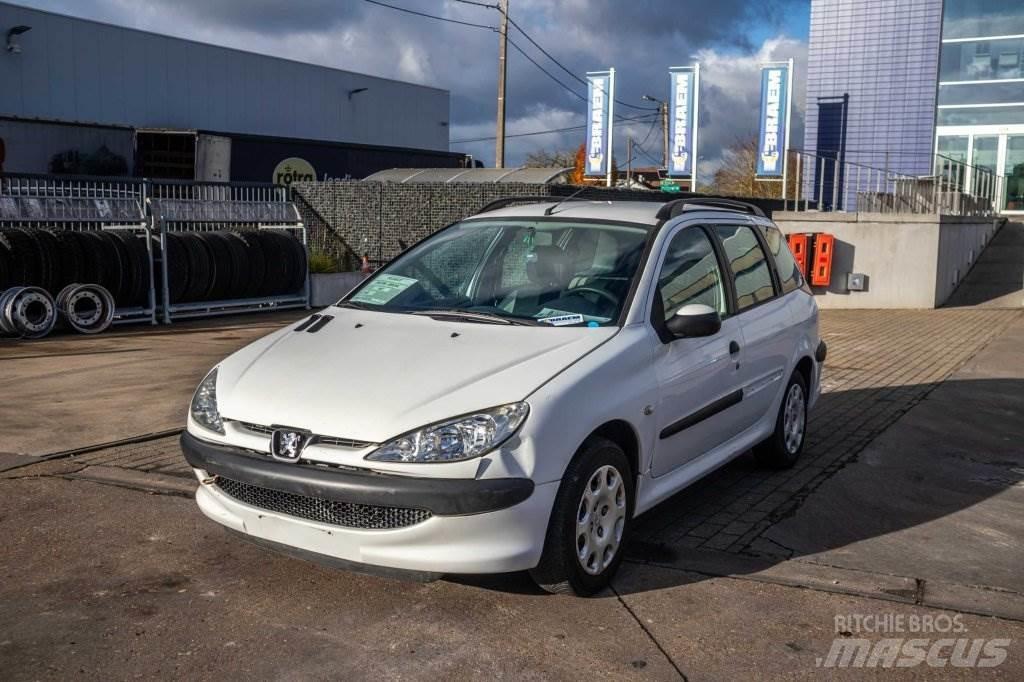 Peugeot 206 SW Cars