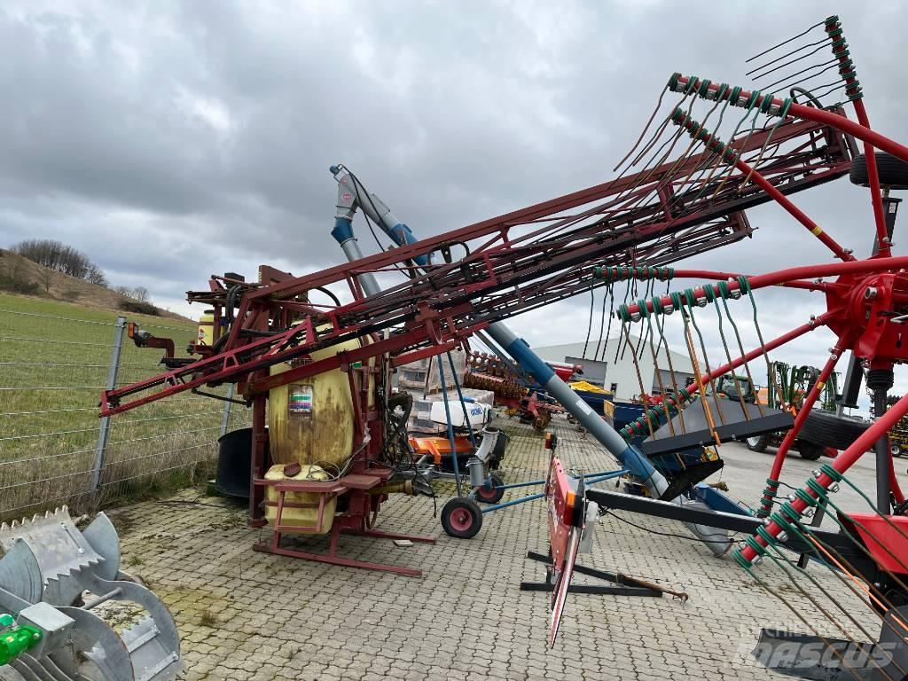 Hardi Mega 1200 Mounted sprayers