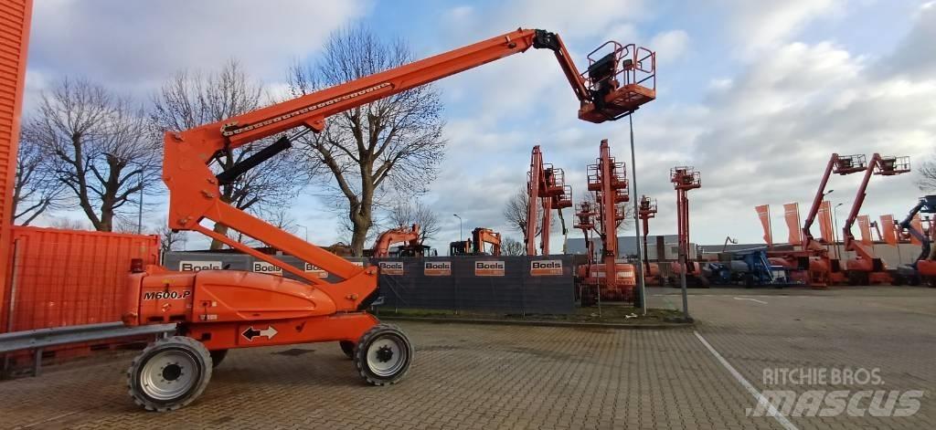 JLG M600JP Articulated boom lifts