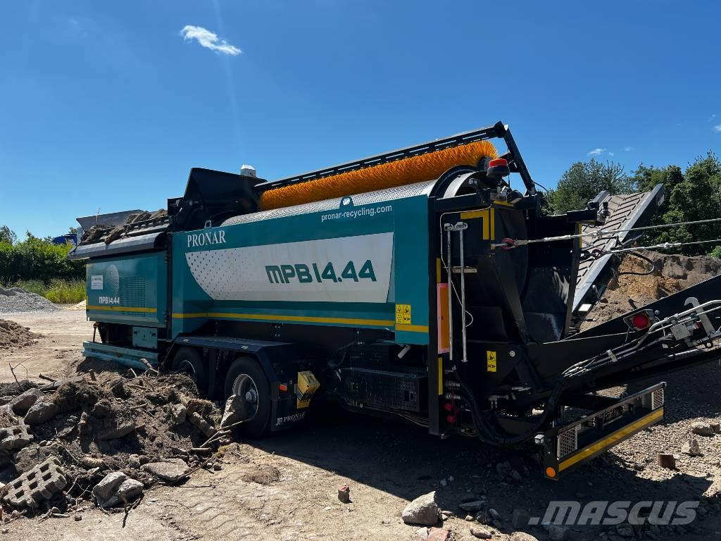 Pronar MPB 14.44 Mobile screeners