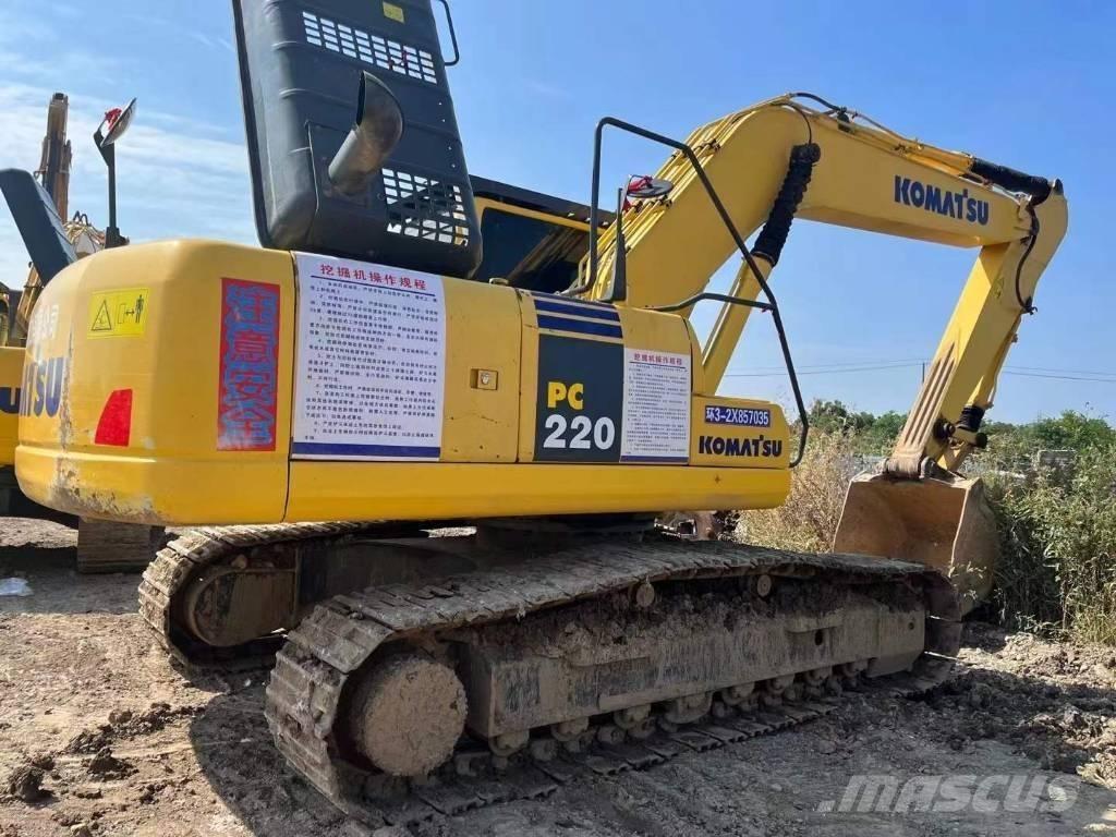 Komatsu PC 220-8 Crawler excavators