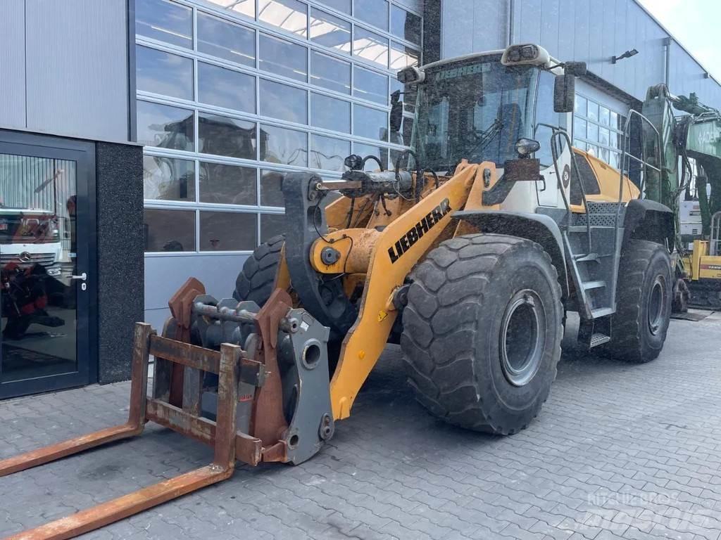 Liebherr L566 Wheel loaders