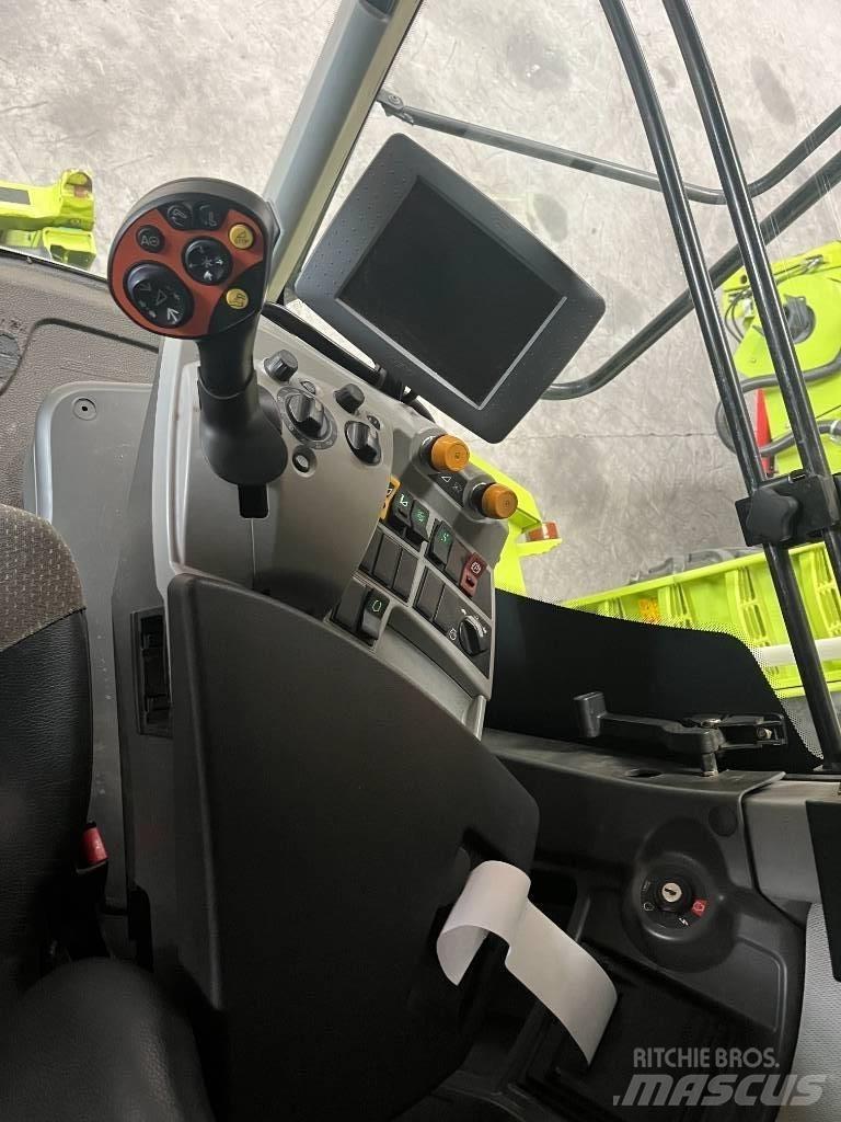 CLAAS LEXION 770 Combine harvesters