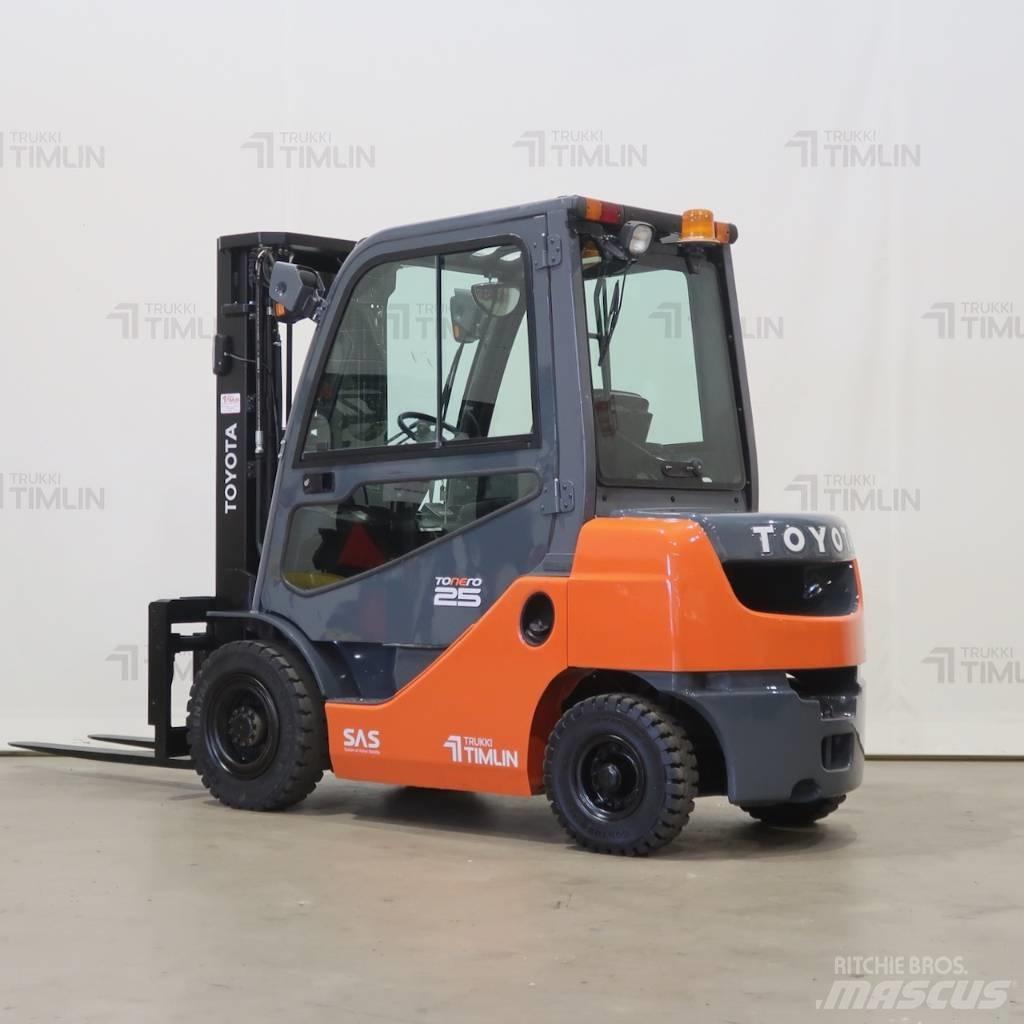Toyota 52-8FDF25 Diesel trucks
