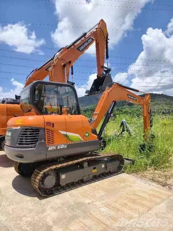 Doosan DX 60E Mini excavators  7t - 12t