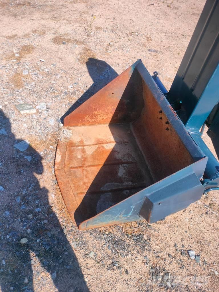  Takakuormain Other groundscare machines