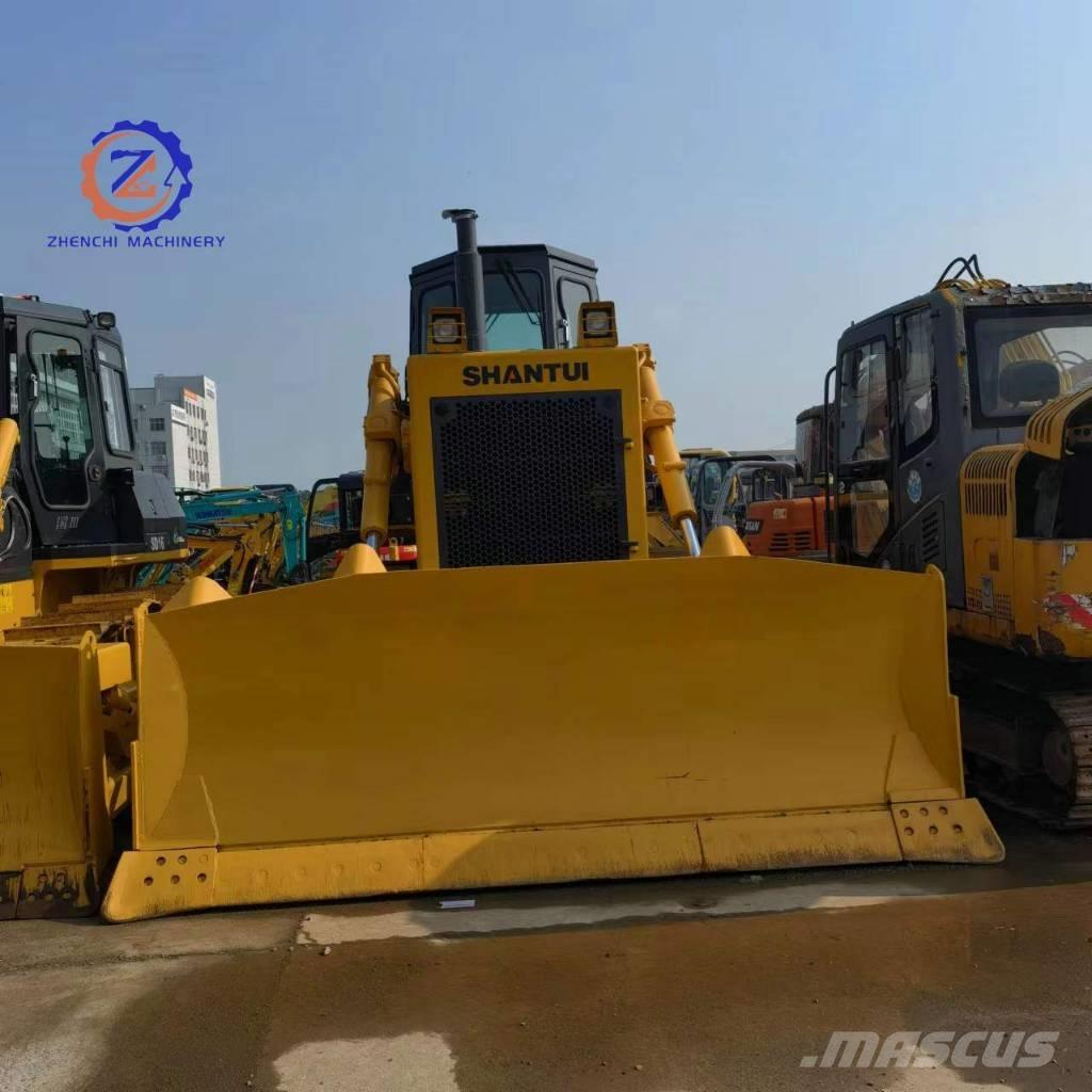 Shantui SD 22 Crawler dozers