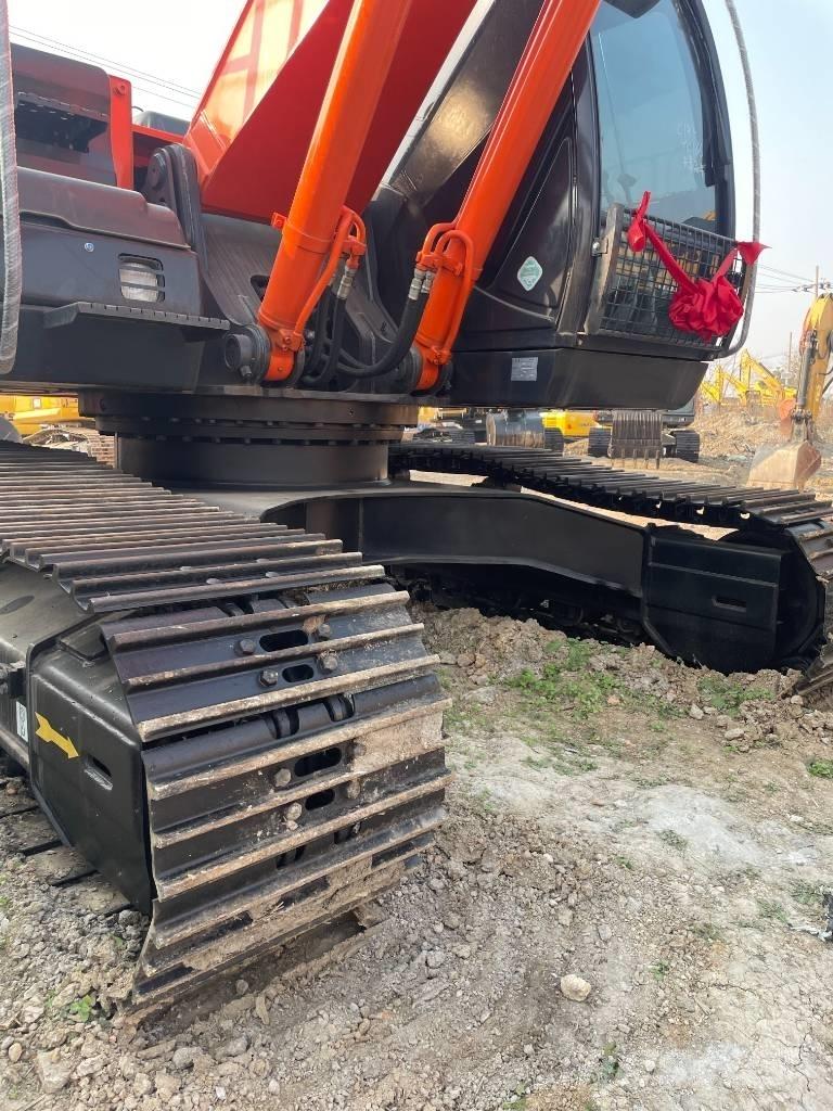 Hitachi ZX 210 Crawler excavators