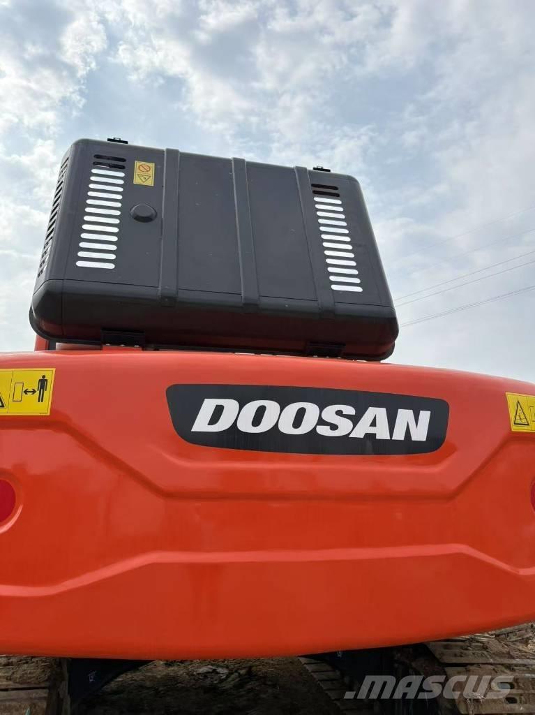 Doosan DX225LC-9C Crawler excavators