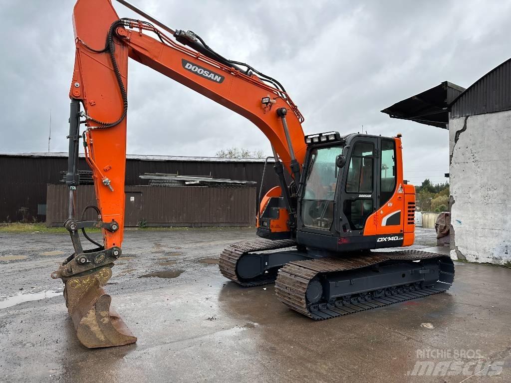 Doosan DX 140 LCR Crawler excavators