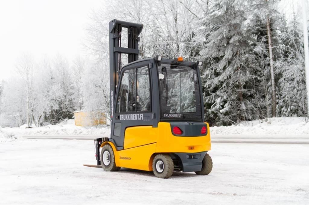 Jungheinrich EFG430 Electric forklift trucks