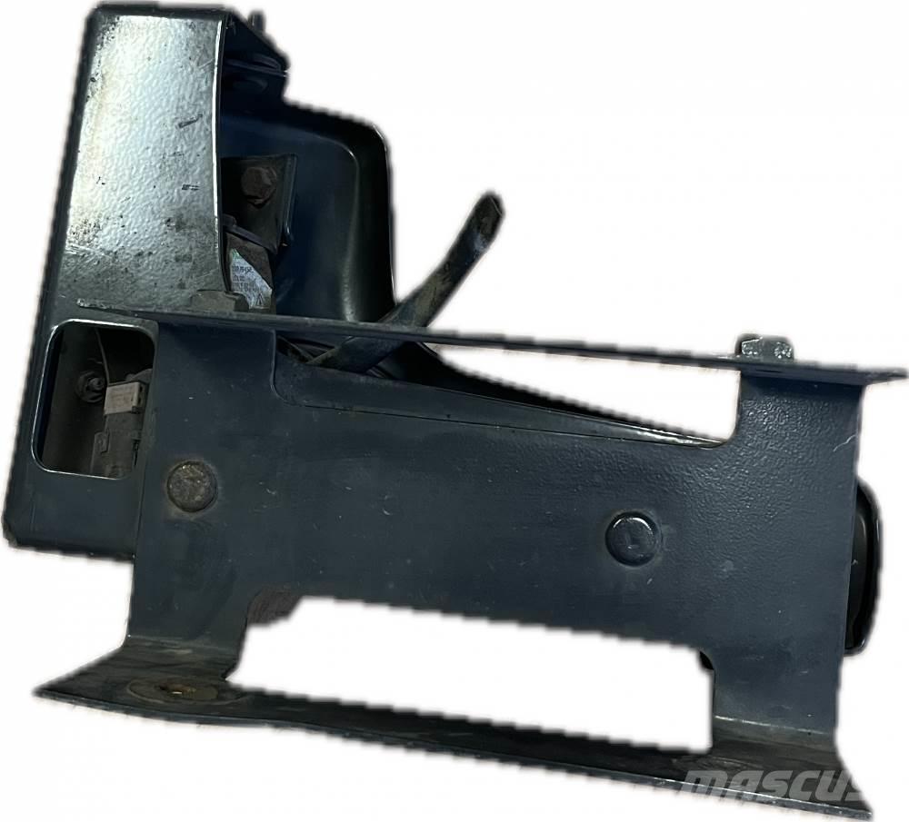 Volvo FL PŘEDNÍ MLHOVKA Other components