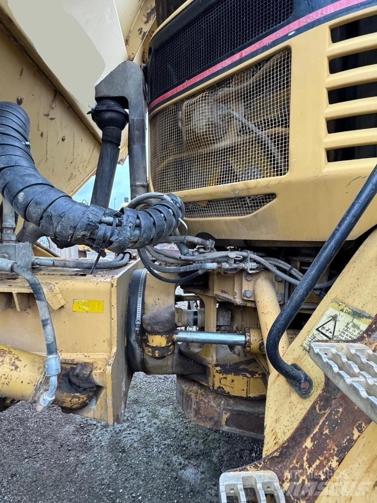 CAT 730 Articulated Haulers