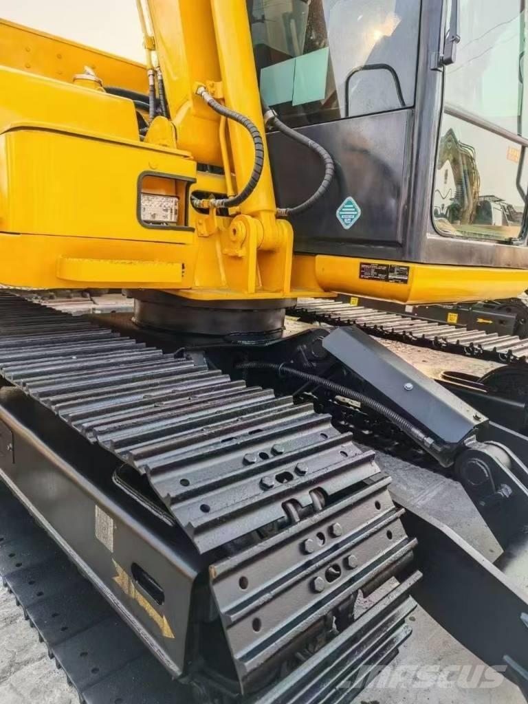 Komatsu 70-8 Crawler excavators