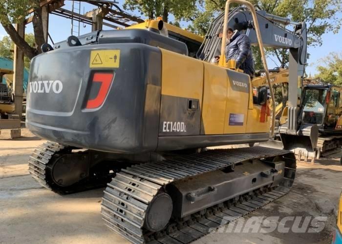 Volvo 140D Crawler excavators