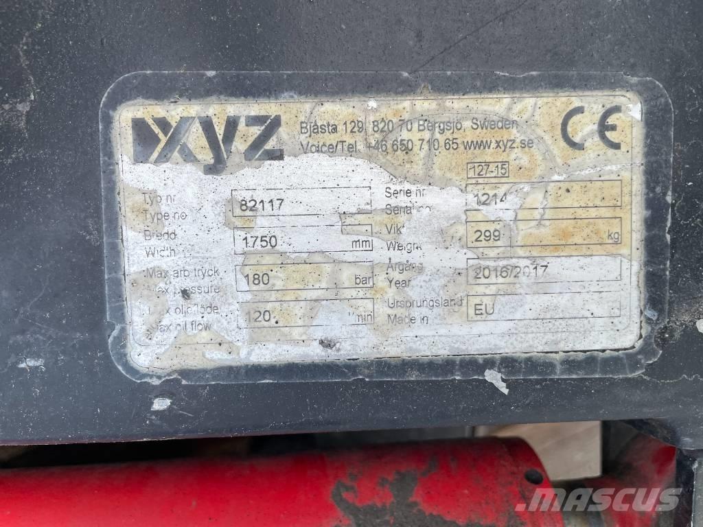 XYZ Vikplog 1750 Snow blades and plows