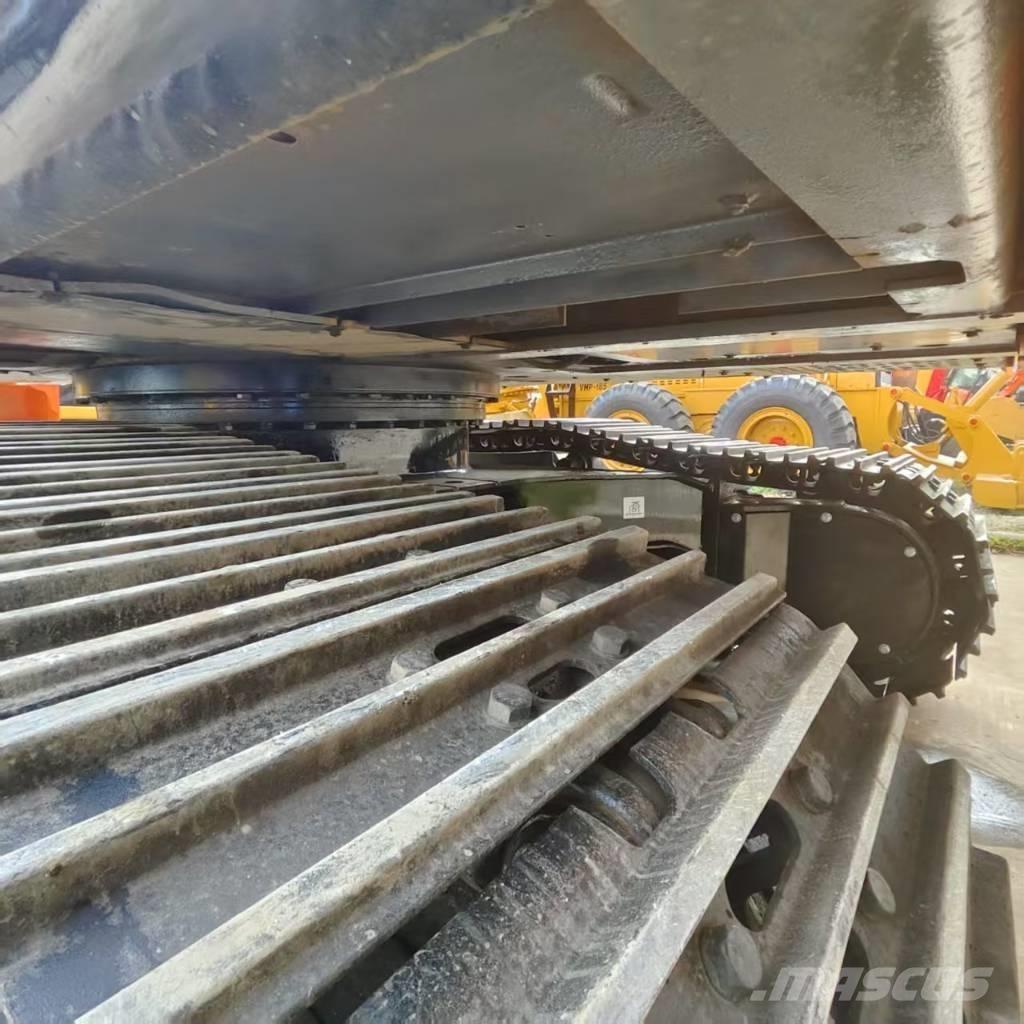 Hitachi ZX 130 Crawler excavators