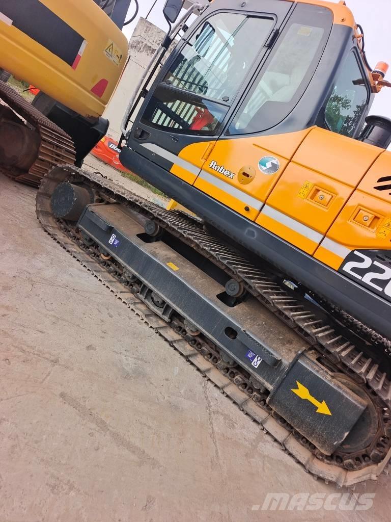 Hyundai 220 LC -9S Crawler excavators