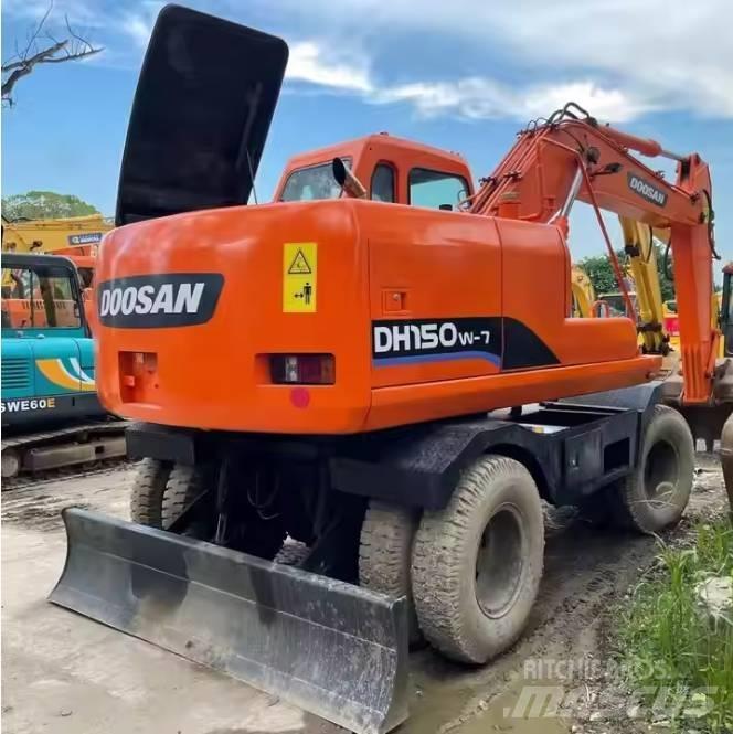 Doosan DH150W-7 Wheeled excavators