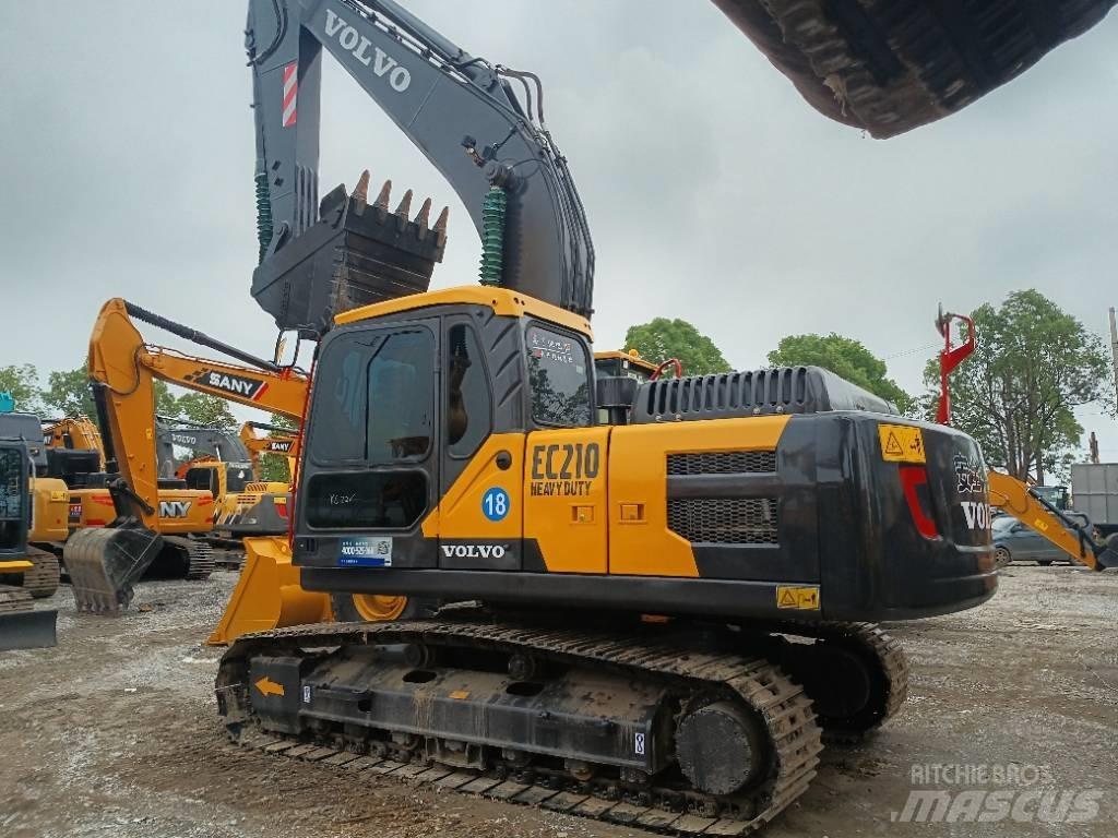 Volvo EC 210 Crawler excavators