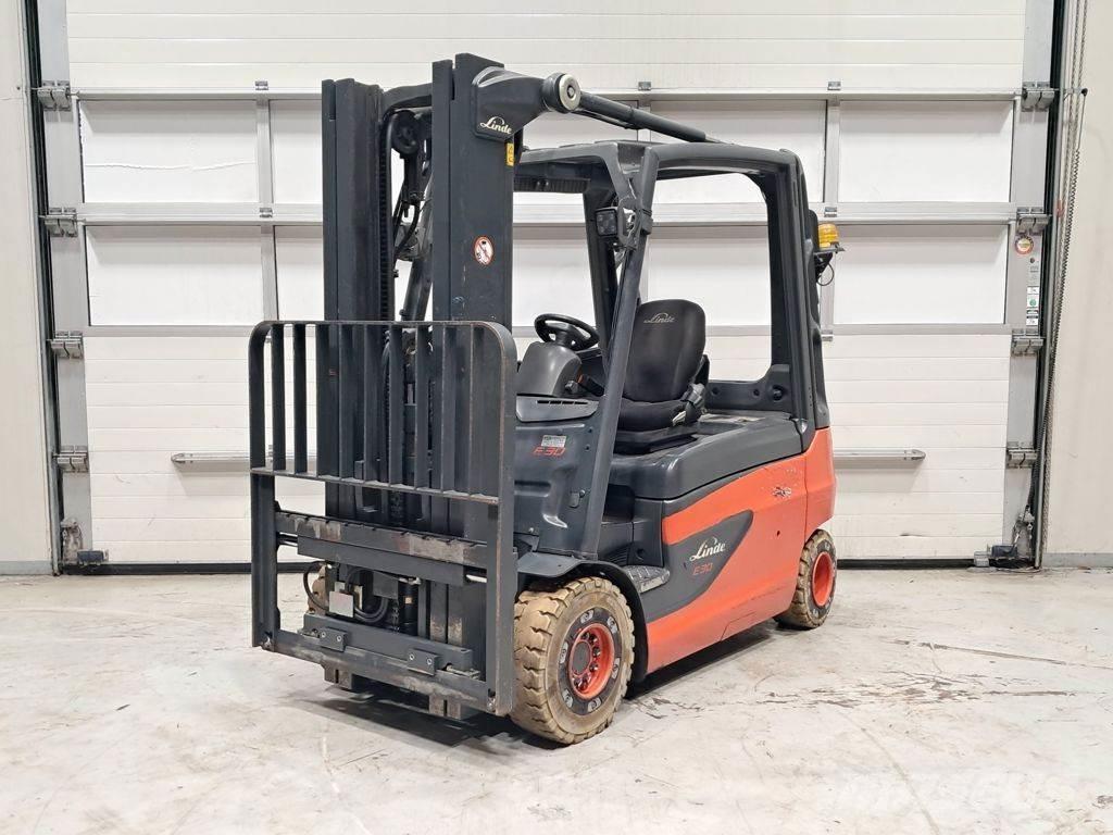 Linde E30L-01 Electric forklift trucks