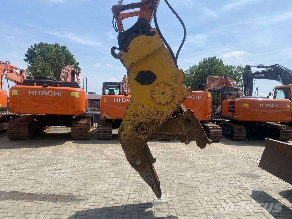 Okada CW 30/40 Crushers