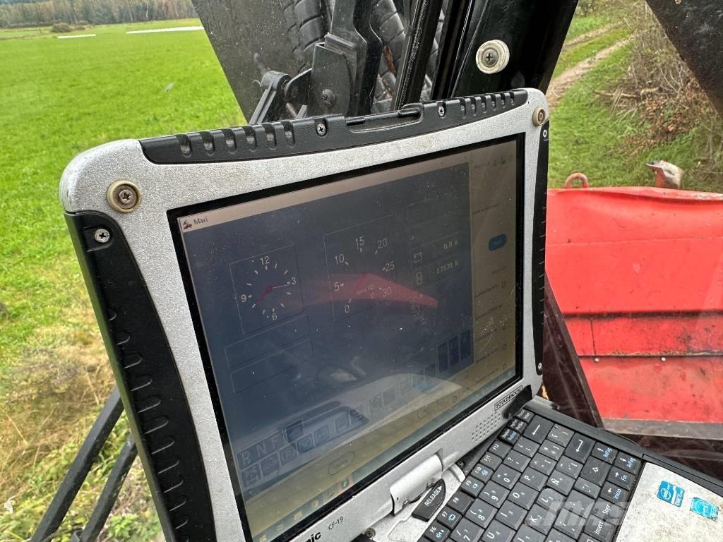 Valmet 801 Combi Harwarders