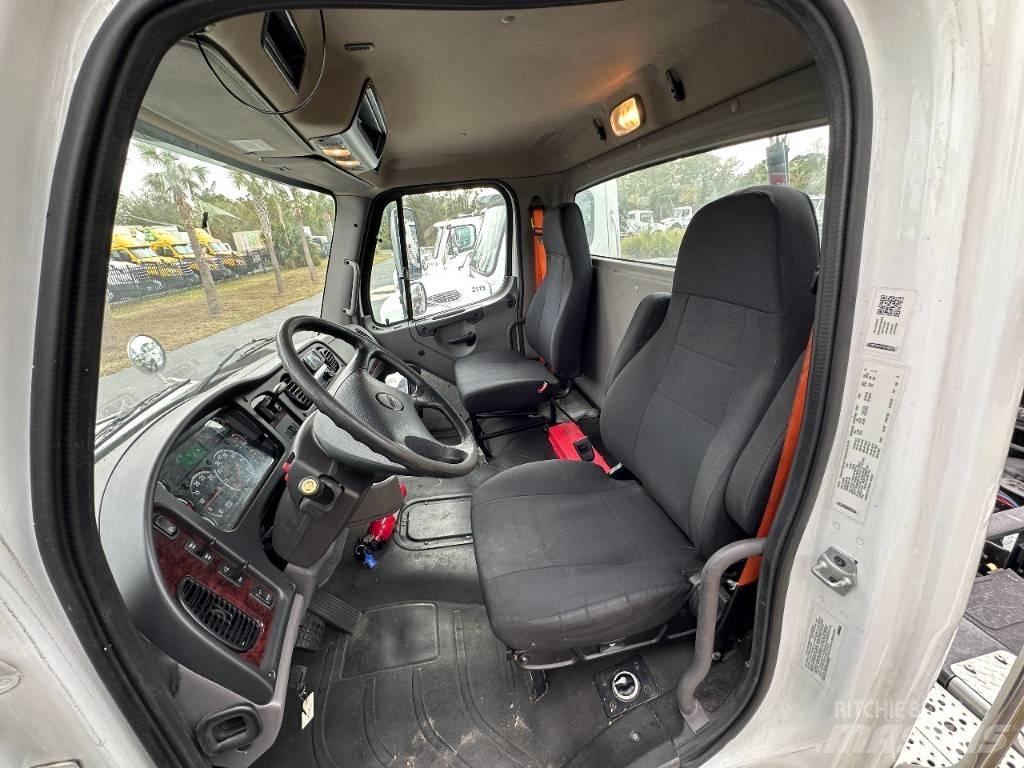 Freightliner M2 Prime Movers
