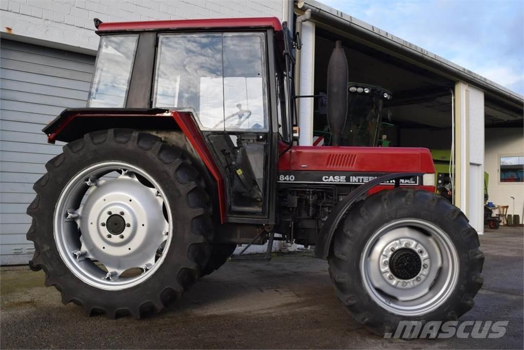 Case IH 840 Tractors