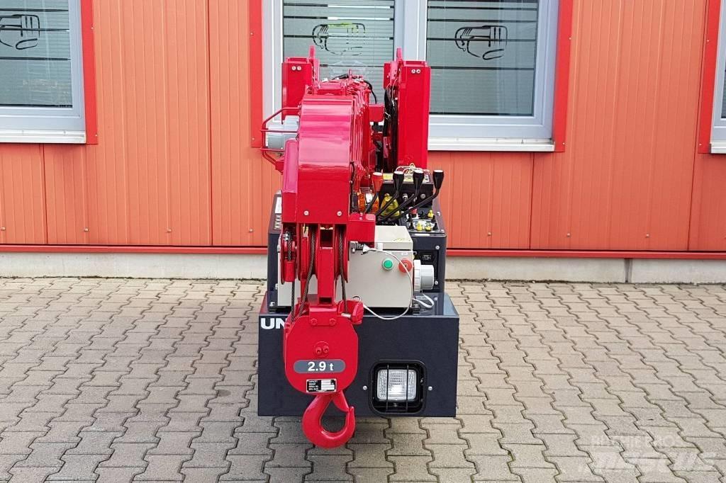 Unic URW-295 Track mounted cranes
