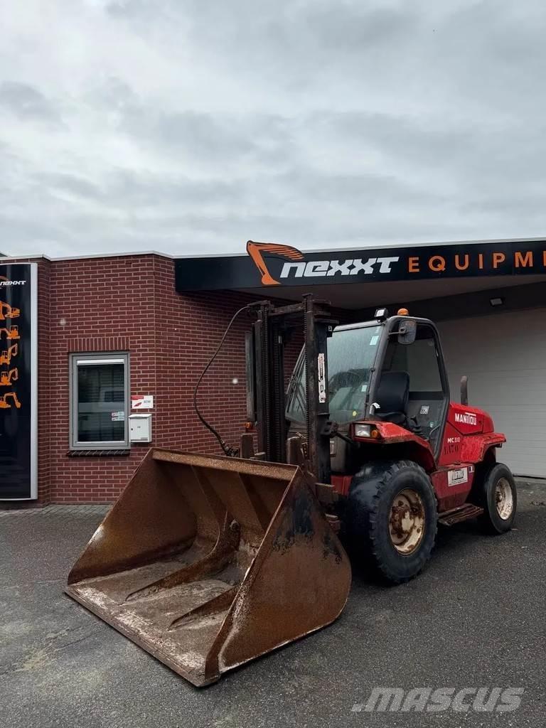 Manitou MC 30 D Rough terrain truck