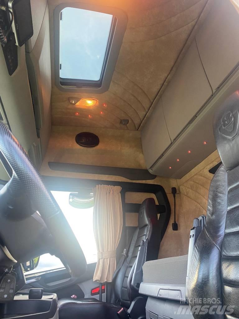 Scania S 730 Prime Movers