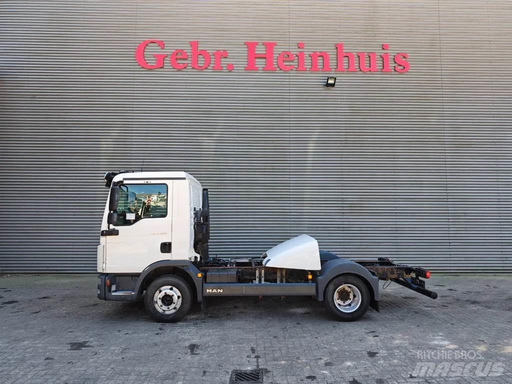 MAN 4x2 Euro 6 Chassis Cab trucks