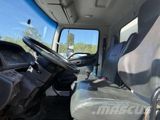 Hino 268 Beverage trucks