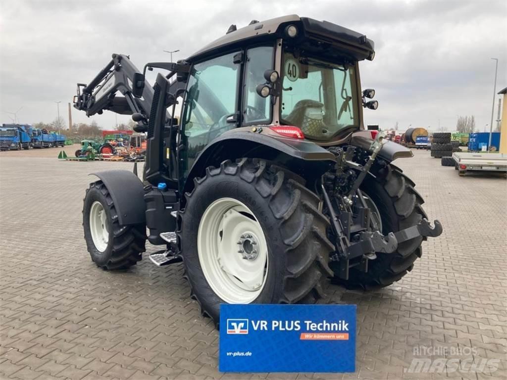 Valtra G115V Tractors