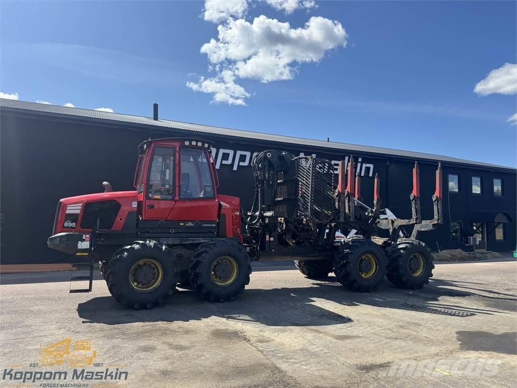 Komatsu 895 Forwarders