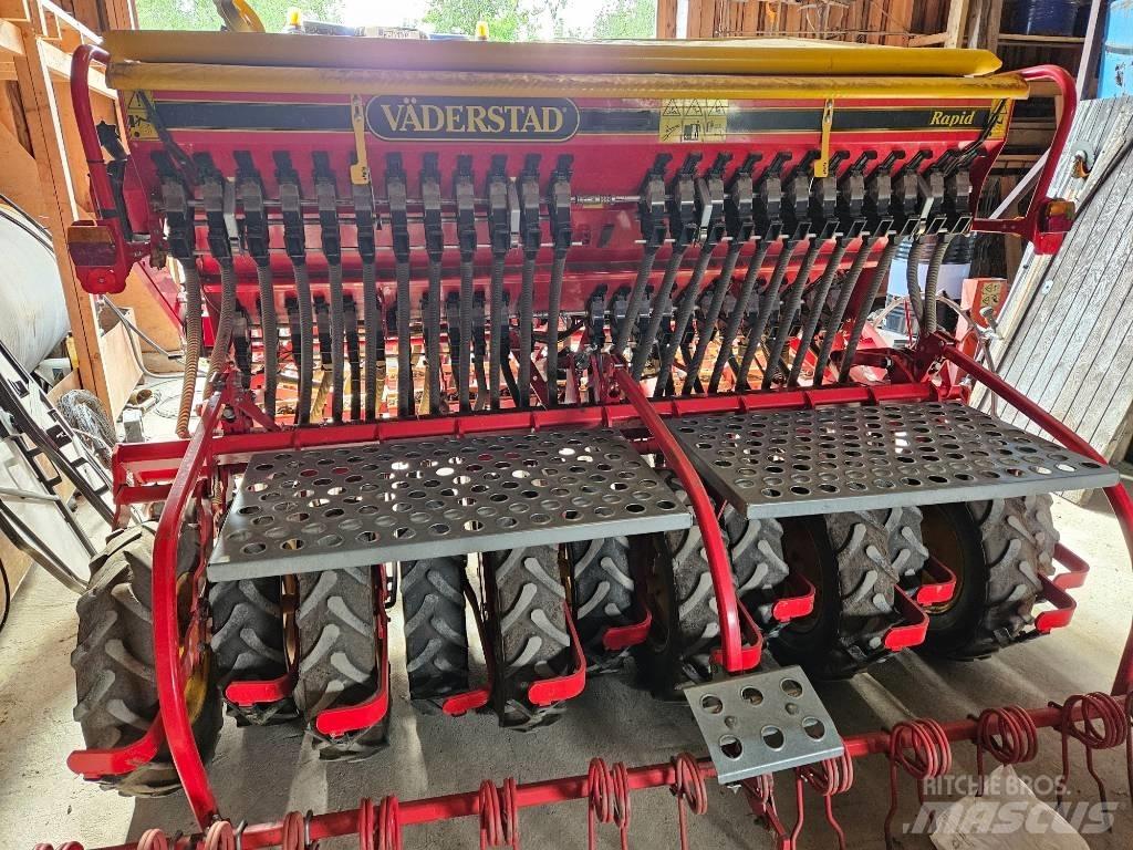 Väderstad Rapid300C Combination drills