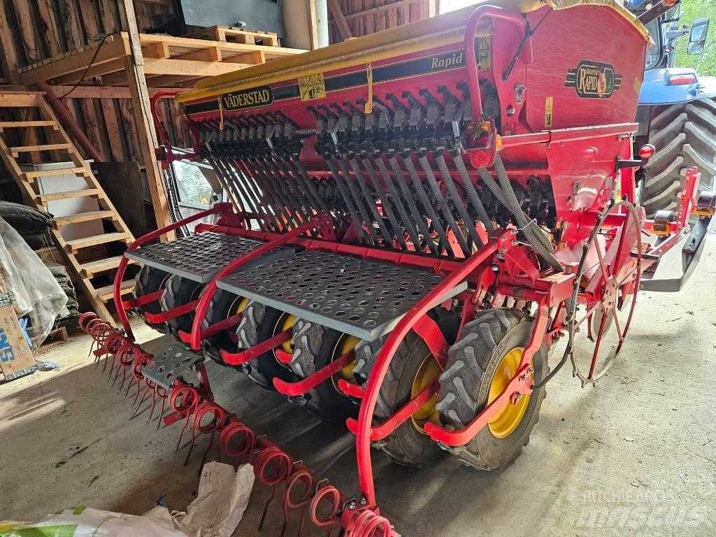 Väderstad Rapid300C Combination drills