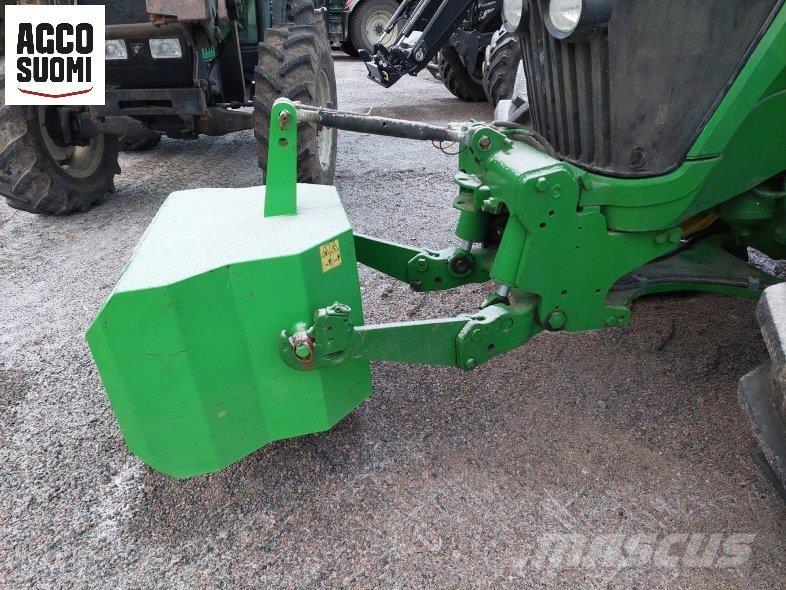 John Deere 7930 Tractors