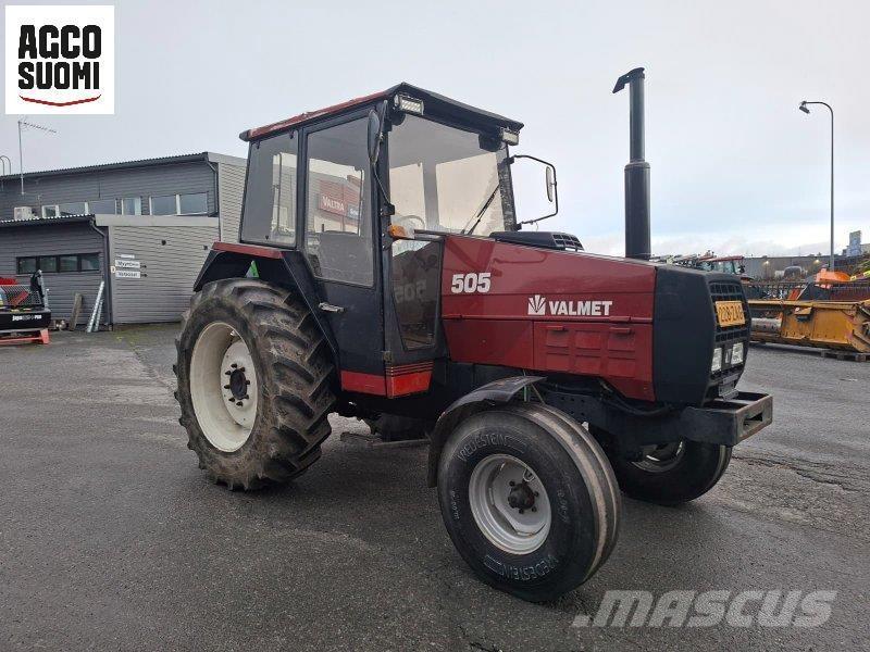Valmet 505 Tractors