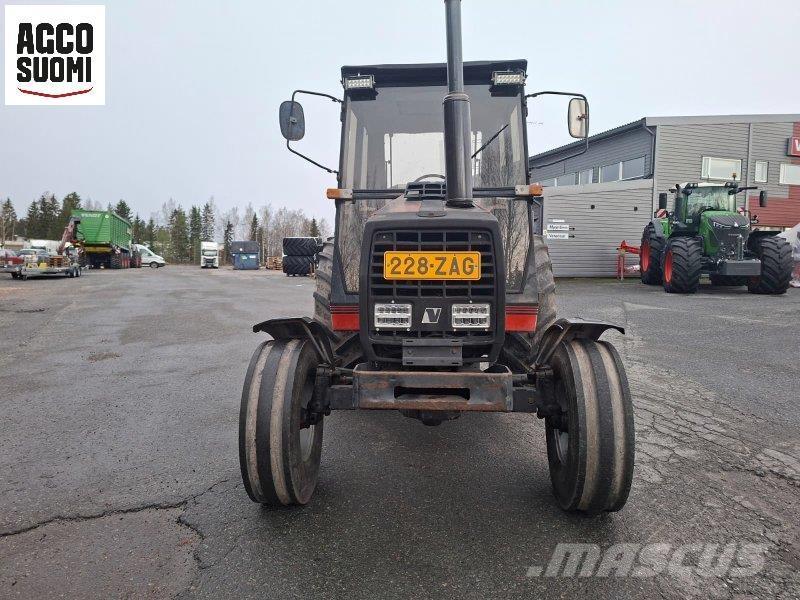 Valmet 505 Tractors