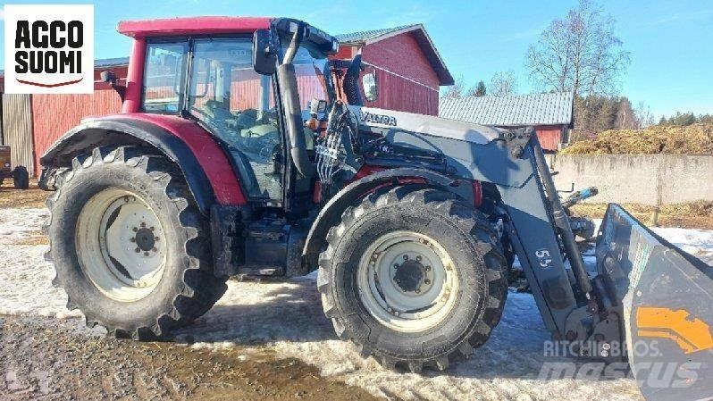 Valtra N122D Tractors