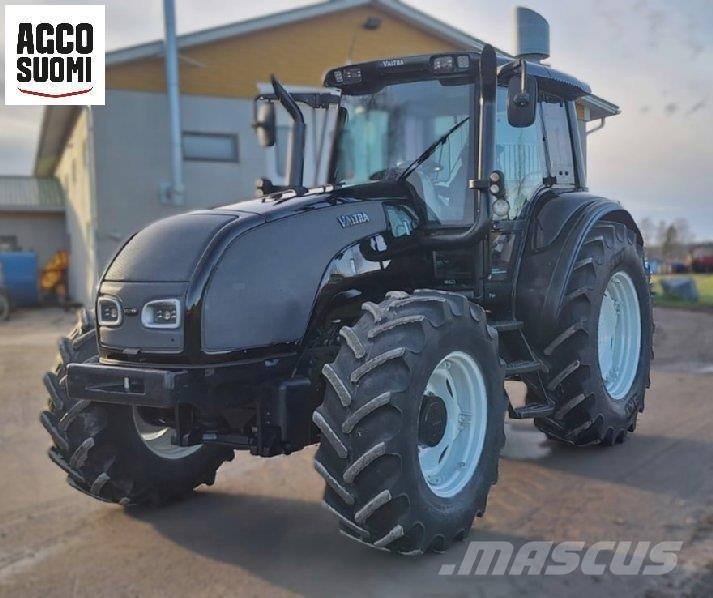 Valtra T140 Tractors