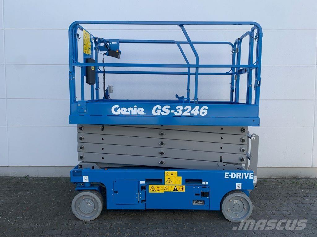 Genie GS-3246 Scissor lifts