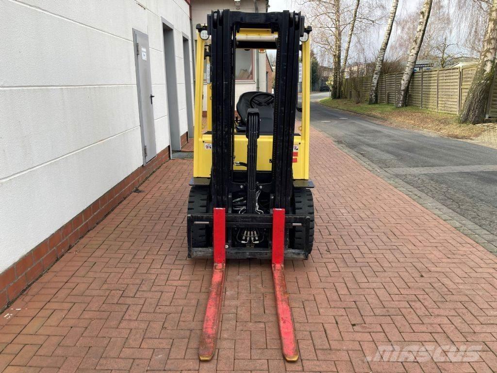Hyster H 2.5A Diesel trucks