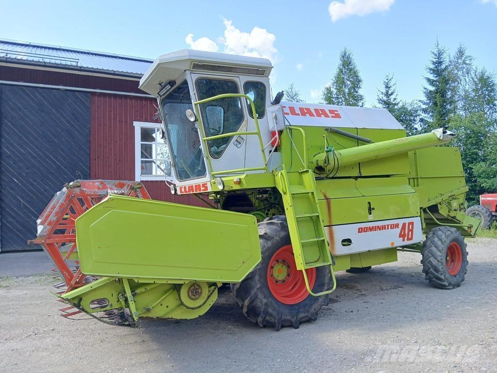 CLAAS 48 Combine harvesters