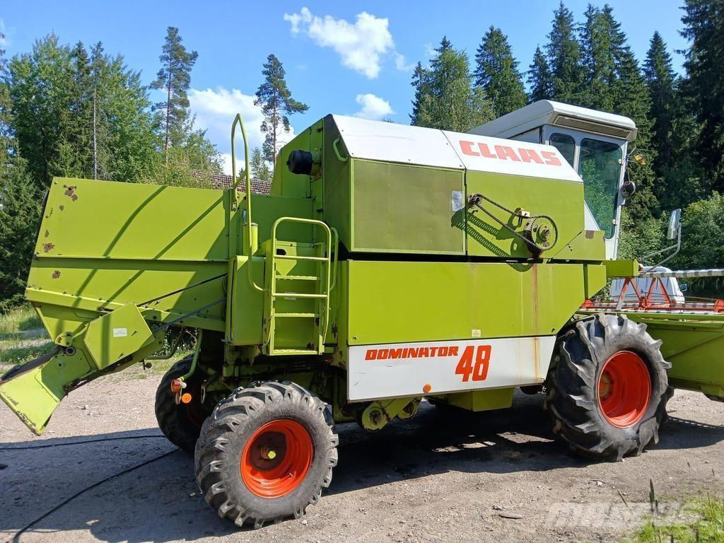 CLAAS 48 Combine harvesters