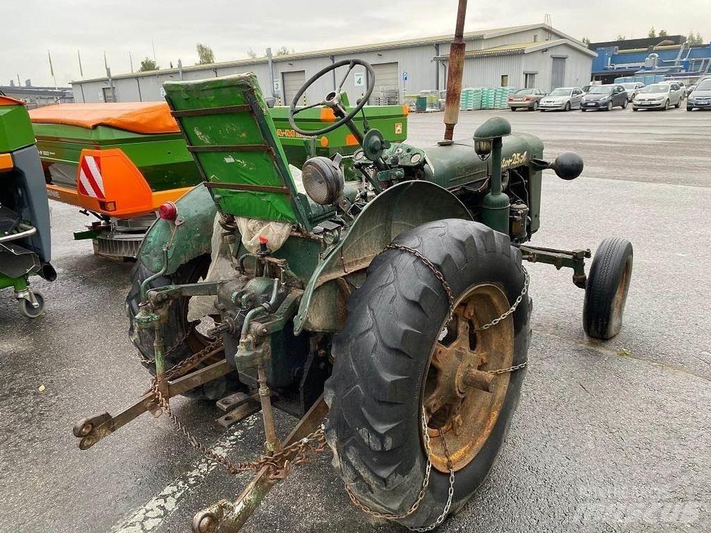 Zetor A25 Tractors