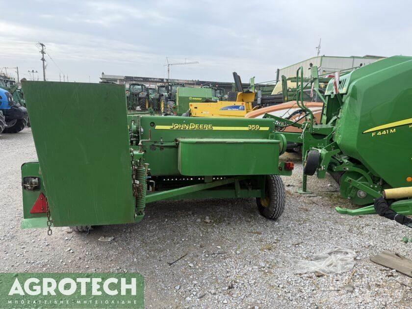 John Deere 359 Tractors