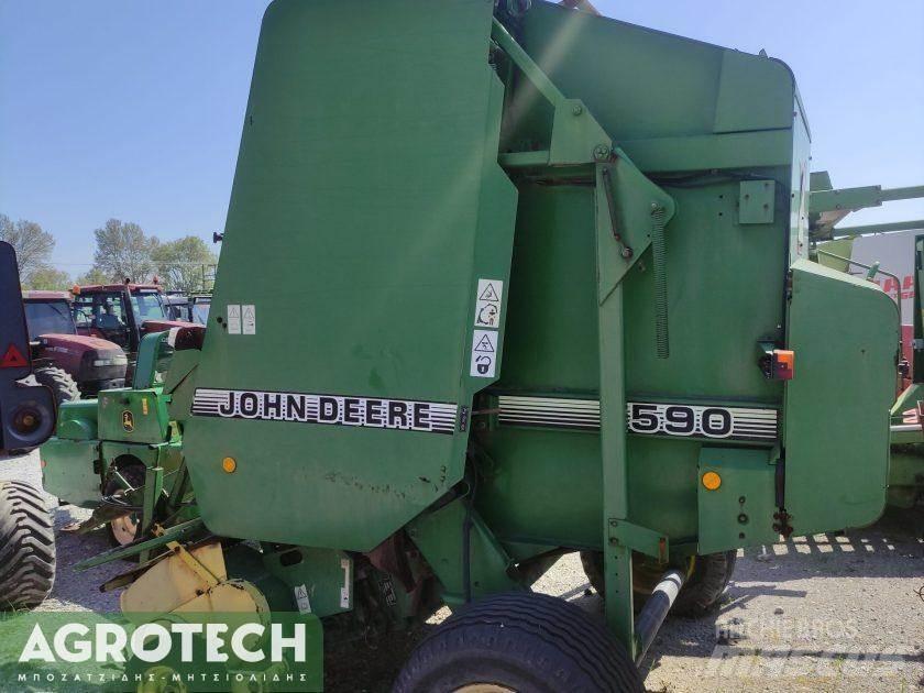 John Deere 590 Round balers
